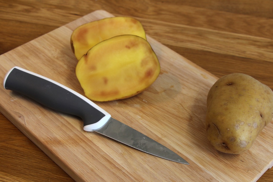 Manchas y manchas en las patatas: ¿aún puedes comerlas?