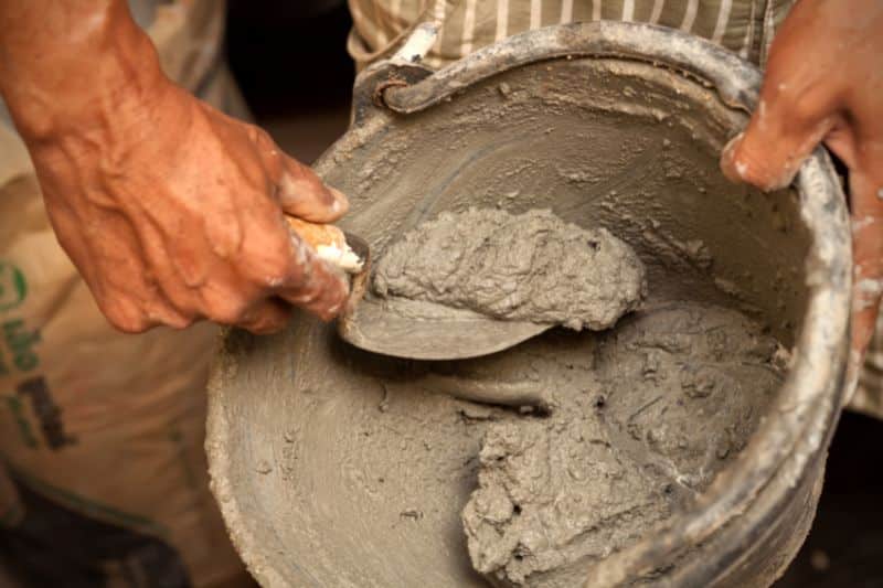 Mezcla arena para juntas con cemento: haz tu propio mortero para juntas