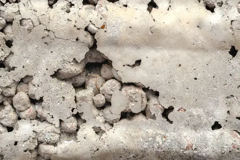 ¿Cuánto pesa 1 metro cúbico de hormigón en kg?