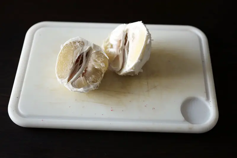 Pelar y cortar el pomelo correctamente